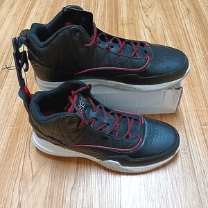 Men's Basketball Street High Top Leather Sneaker Shoes Brand New